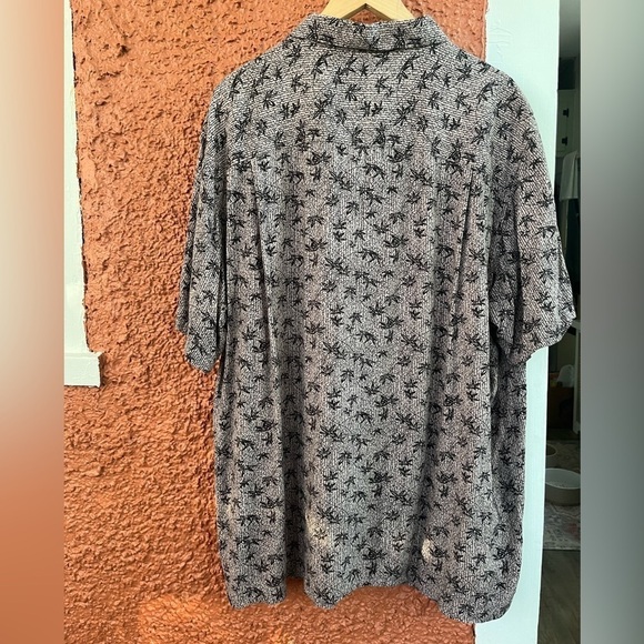 Men’s M.E. Sport Hawaiian Collared Shirt- Size XXL - Picture 6 of 6